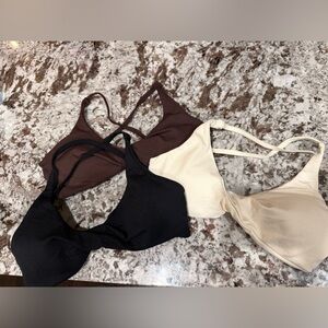 Pack of 3- front twist sports bras